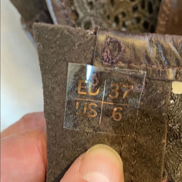 MUSSE & CLOUD DISTRESSED EYELET / LEATHER … - Picture 12 of 12